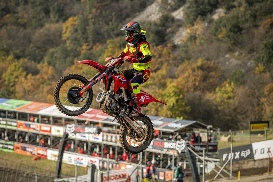 Tim Gajser na motorju